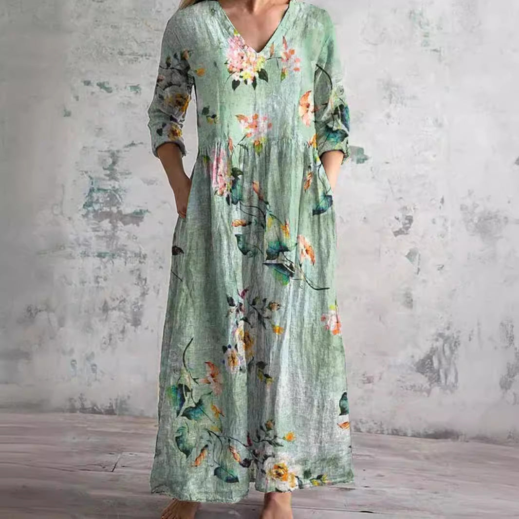 Dearlyn | Summer Dress with V-Neck and Floral Pattern