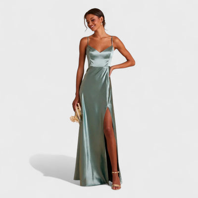 Lucía – Long Dress with Slit