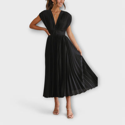 Maria - Stylish Pleated Dress