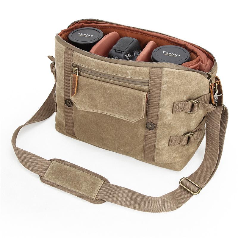 Camera Messenger Bag | Pilot