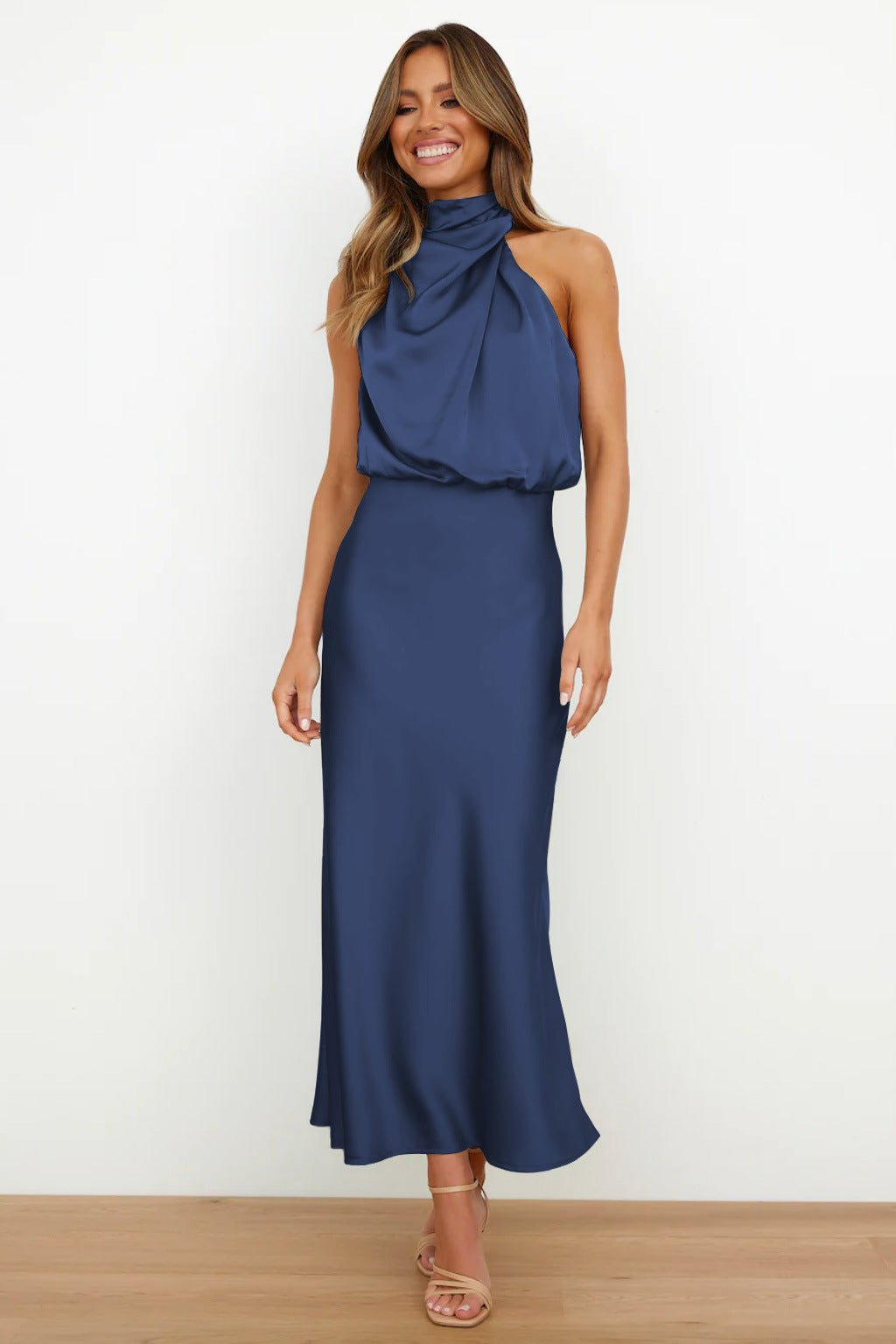 Vero - Elegant Women's Dress
