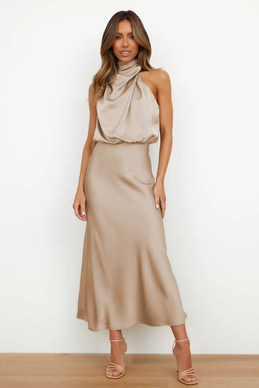 Vero - Elegant Women's Dress